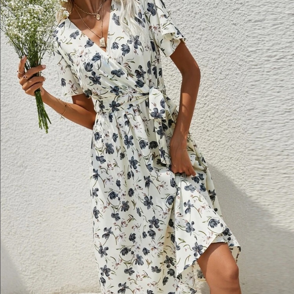 Boho floral flutter sleeve belted A line dress - Picture 9 of 16